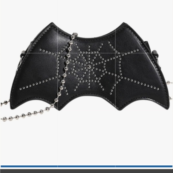 Spider Web Bat-Shaped Clutch new with free gift - Picture 2 of 10